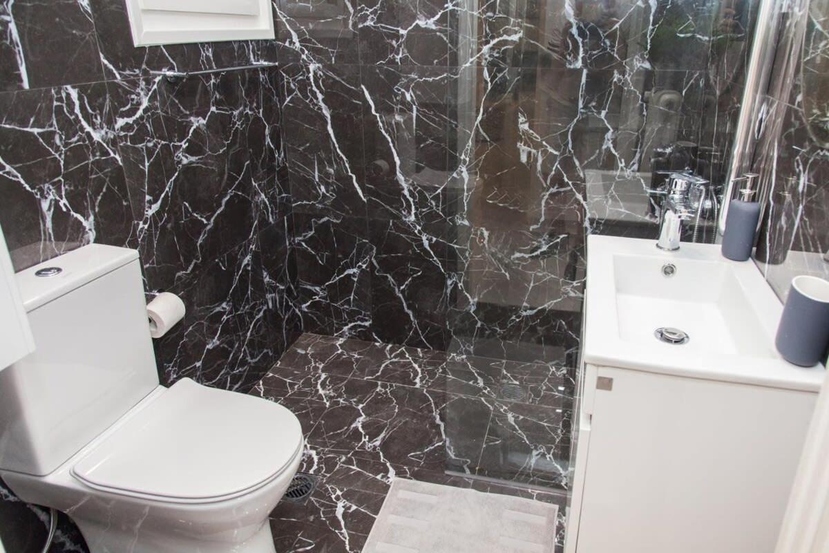 Appartement Comfortable In Downtown Athene